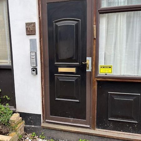 Studio Flat In The Heart Of Golders Green Λονδίνο Εξωτερικό φωτογραφία