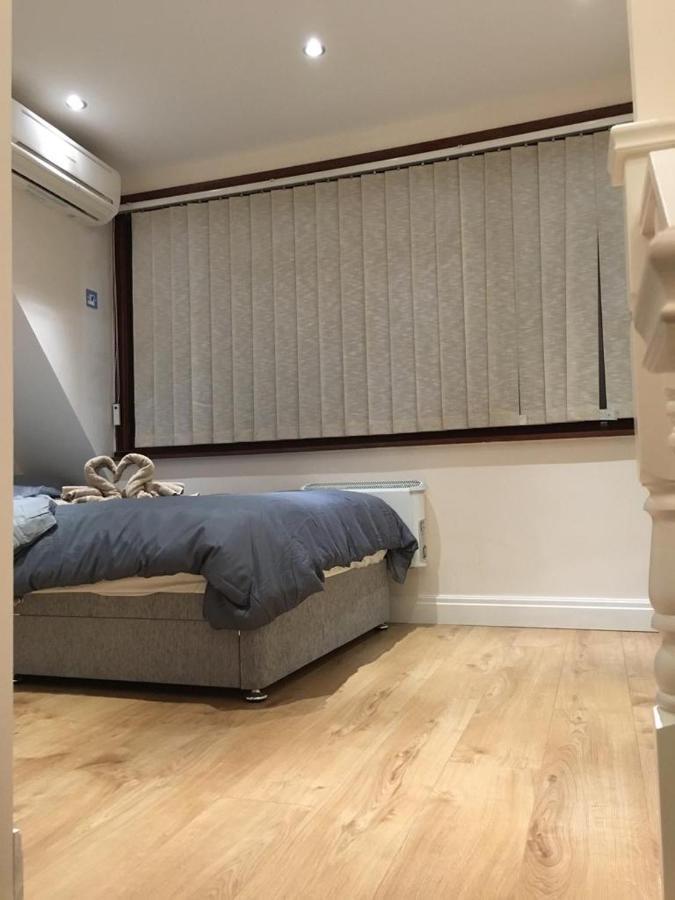 Studio Flat In The Heart Of Golders Green Λονδίνο Εξωτερικό φωτογραφία