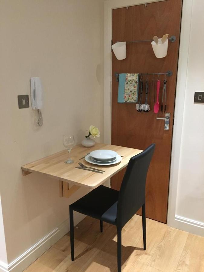 Studio Flat In The Heart Of Golders Green Λονδίνο Εξωτερικό φωτογραφία